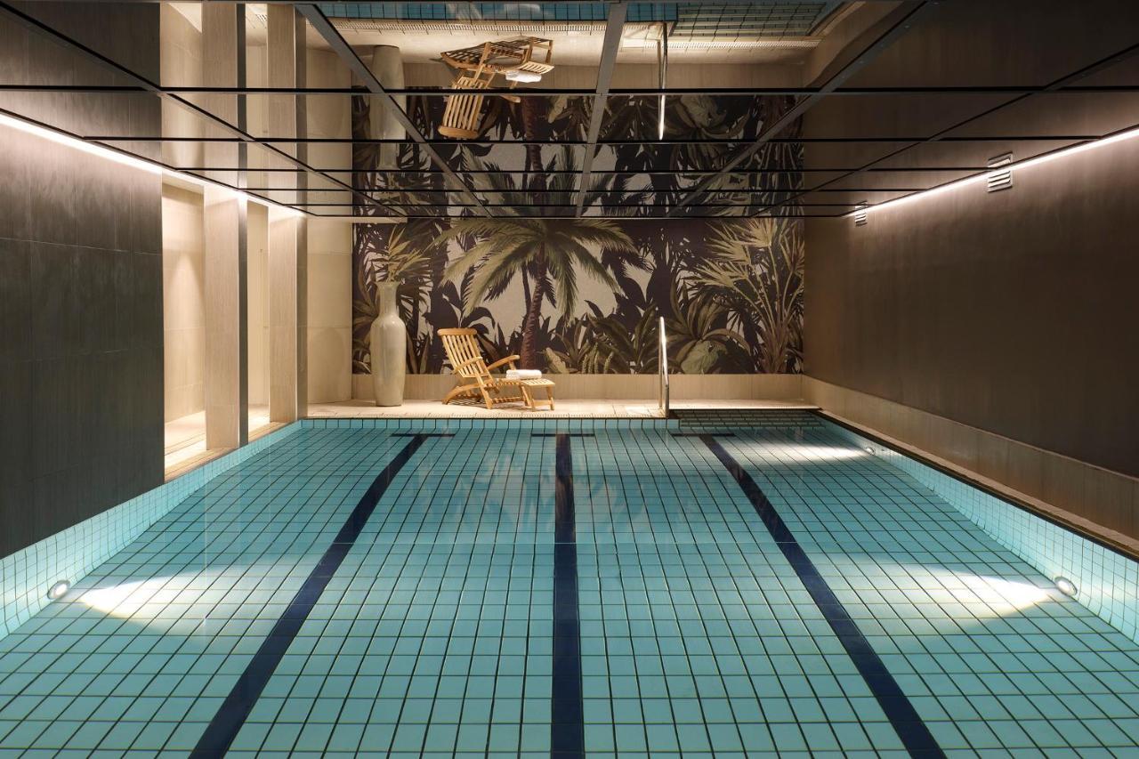 Hotel Barrire Le Westminster Le Touquet Eksteriør billede The swimming pool at The Standard East Village