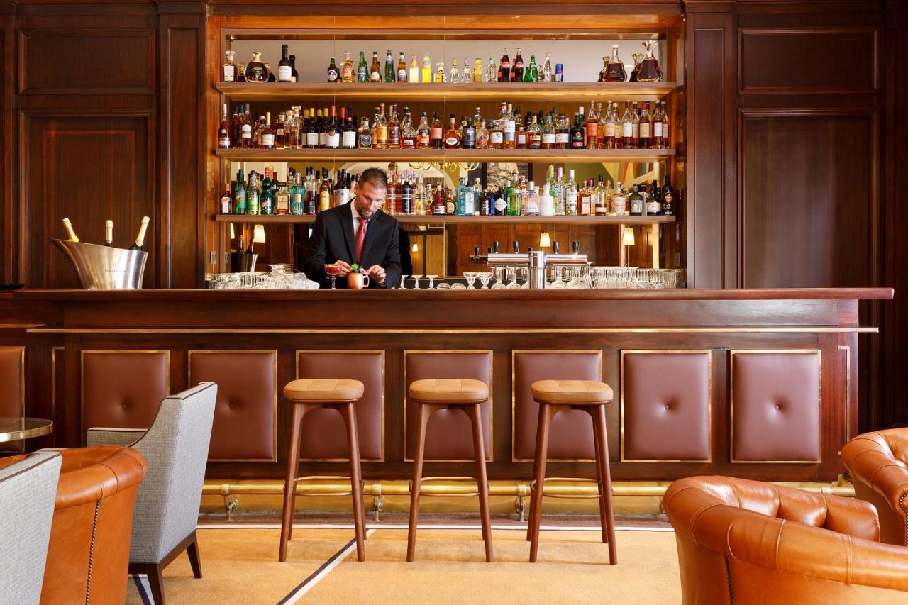Hotel Barrire Le Westminster Le Touquet Eksteriør billede The bar at the St Regis Istanbul