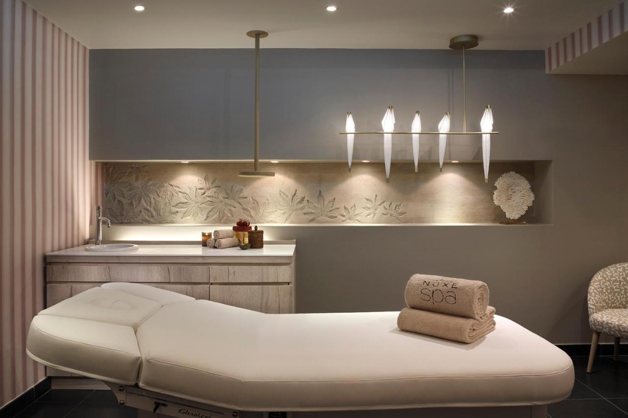 Hotel Barrire Le Westminster Le Touquet Eksteriør billede A treatment room at the spa